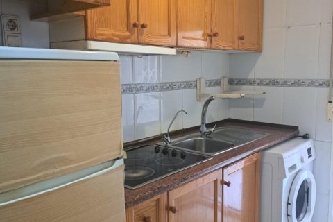 Apartment for sale in Torrevieja, Alicante, Spain 2 bedrooms, 68 sq.m. No. 184310 - photo 13
