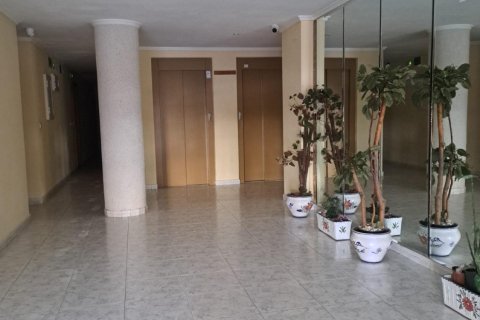 Apartment for sale in Torrevieja, Alicante, Spain 2 bedrooms, 68 sq.m. No. 184310 - photo 16
