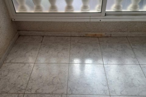 Apartment for sale in Torrevieja, Alicante, Spain 2 bedrooms, 68 sq.m. No. 184310 - photo 8