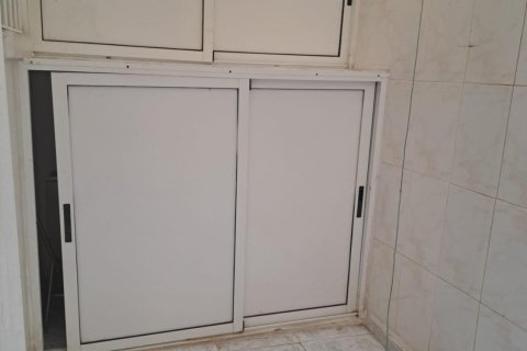 Apartment for sale in Torrevieja, Alicante, Spain 2 bedrooms, 68 sq.m. No. 184310 - photo 7