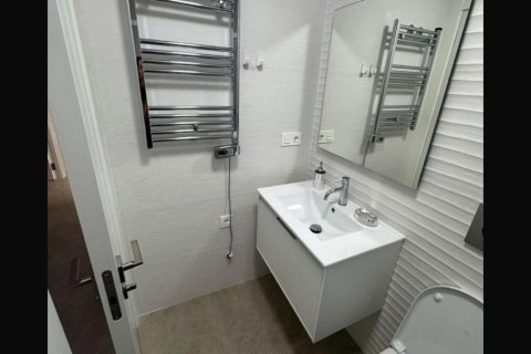 Apartment for sale in Torrevieja, Alicante, Spain 1 bedroom, 75 sq.m. No. 166182 - photo 13