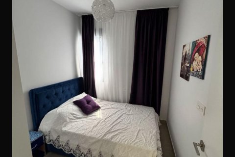 Apartment for sale in Torrevieja, Alicante, Spain 1 bedroom, 75 sq.m. No. 166182 - photo 16