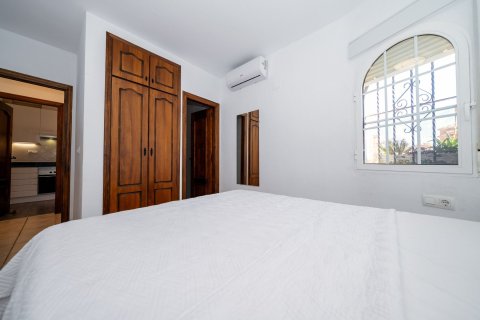 Villa till salu i Playa Flamenca II, Alicante, Spanien 97 kvm. Nr. 166181 - foto 15