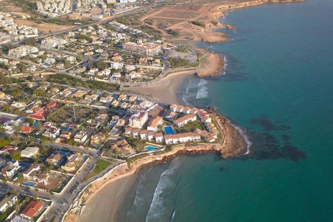 Villa till salu i Playa Flamenca II, Alicante, Spanien 97 kvm. Nr. 166181 - foto 21