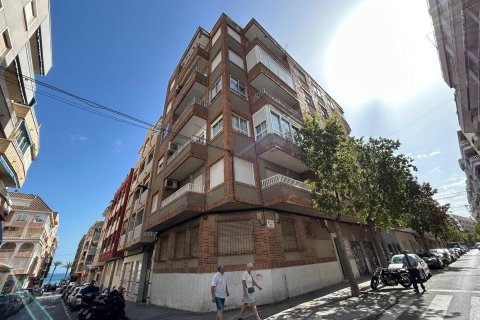 Apartment for sale in Torrevieja, Alicante, Spain 3 bedrooms, 94 sq.m. No. 166186 - photo 26