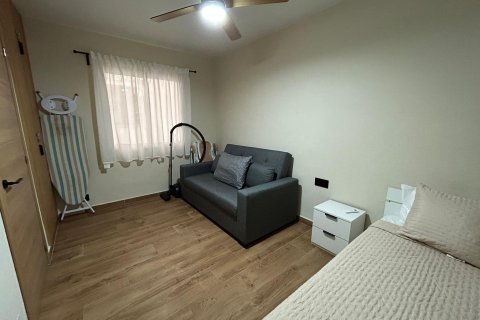 Apartment for sale in Torrevieja, Alicante, Spain 3 bedrooms, 94 sq.m. No. 166186 - photo 23