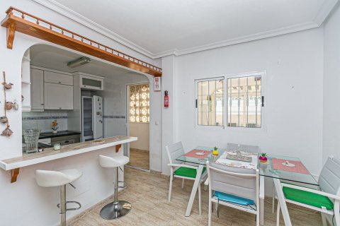 House for sale in Mil Palmeras, Alicante, Spain 81 sq.m. No. 166180 - photo 8