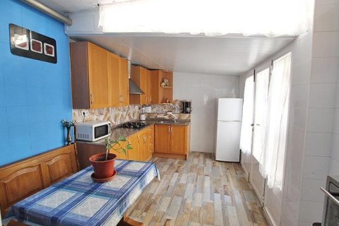 Продажа бунгало в Гуардамар-дель-Сегура, Аликанте, Испания 2 спальни, 86м2 №190030 - фото 6