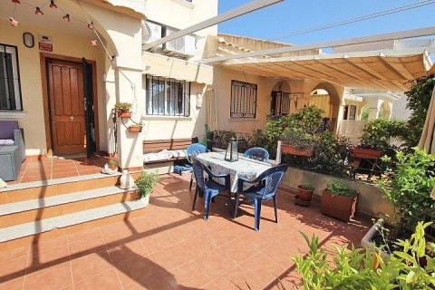 Продажа бунгало в Гуардамар-дель-Сегура, Аликанте, Испания 2 спальни, 86м2 №190030 - фото 16