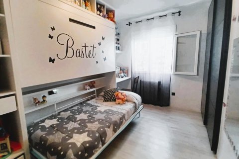 Продажа квартиры в Пилар де ла Орадада, Аликанте, Испания 3 спальни, 82м2 №190033 - фото 13