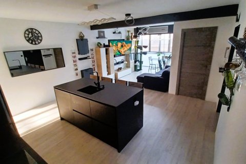 Продажа квартиры в Пилар де ла Орадада, Аликанте, Испания 3 спальни, 82м2 №190033 - фото 6