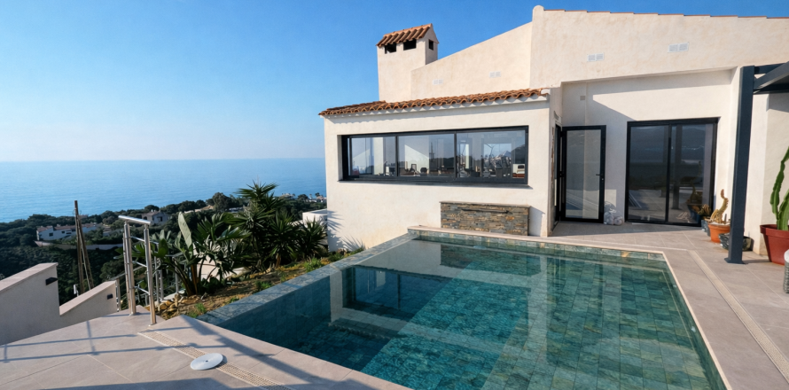 Villa a El Campello, Alicante, Spagna 3 camere da letto, 109 mq. N° 176353