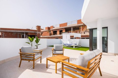 Villa pārdošanā Torrevieja, Alicante, Spānijā 3 istabas, 91 m2 Nr. 176352 - attēls 2
