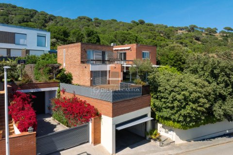 Villa pārdošanā Teia, Barcelona, Spānijā 4 istabas, 367 m2 Nr. 168942 - attēls 6