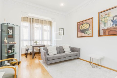 Dzīvoklis pārdošanā Barcelona, Spānijā 4 istabas, 128 m2 Nr. 168941 - attēls 3