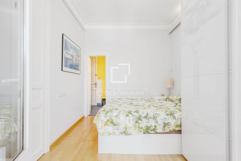 Dzīvoklis pārdošanā Barcelona, Spānijā 4 istabas, 128 m2 Nr. 168941 - attēls 11