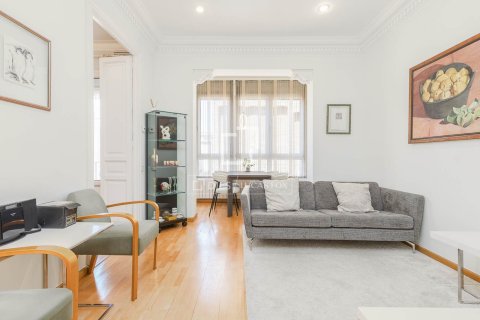 Dzīvoklis pārdošanā Barcelona, Spānijā 4 istabas, 128 m2 Nr. 168941 - attēls 4