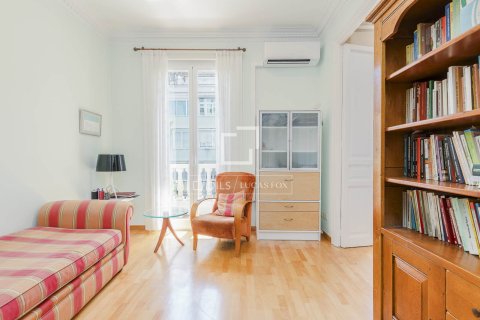 Dzīvoklis pārdošanā Barcelona, Spānijā 4 istabas, 128 m2 Nr. 168941 - attēls 23