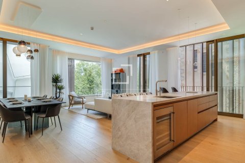 Dzīvoklis Barcelona, Spānijā 2 istabas, 186 m2 Nr. 168943