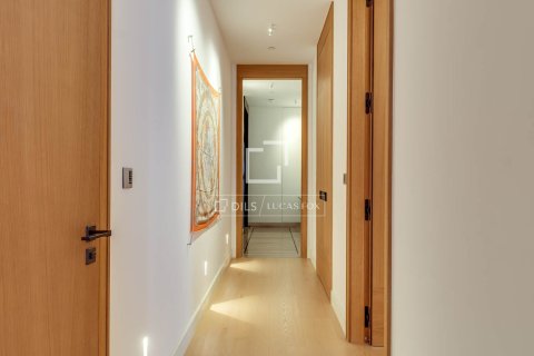 Dzīvoklis pārdošanā Barcelona, Spānijā 2 istabas, 186 m2 Nr. 168943 - attēls 27