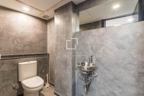 Dzīvoklis pārdošanā Barcelona, Spānijā 1 istaba, 290 m2 Nr. 168940 - attēls 16