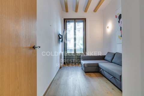 Apartament w Barcelona, Hiszpania 4 sypialnie, 350 mkw. nr 158230 – zdjęcie 27