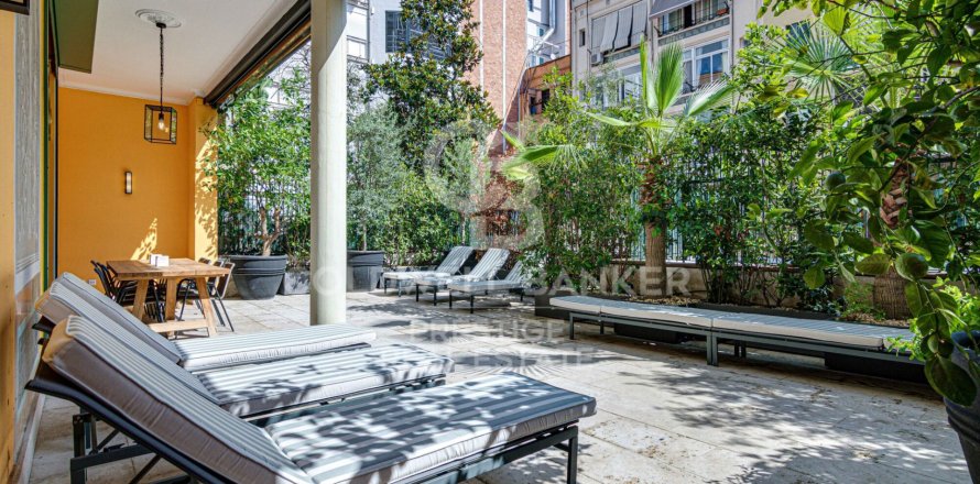 Apartament w Barcelona, Hiszpania 4 sypialnie, 350 mkw. nr 158230