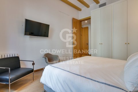 Apartament w Barcelona, Hiszpania 4 sypialnie, 350 mkw. nr 158230 – zdjęcie 25