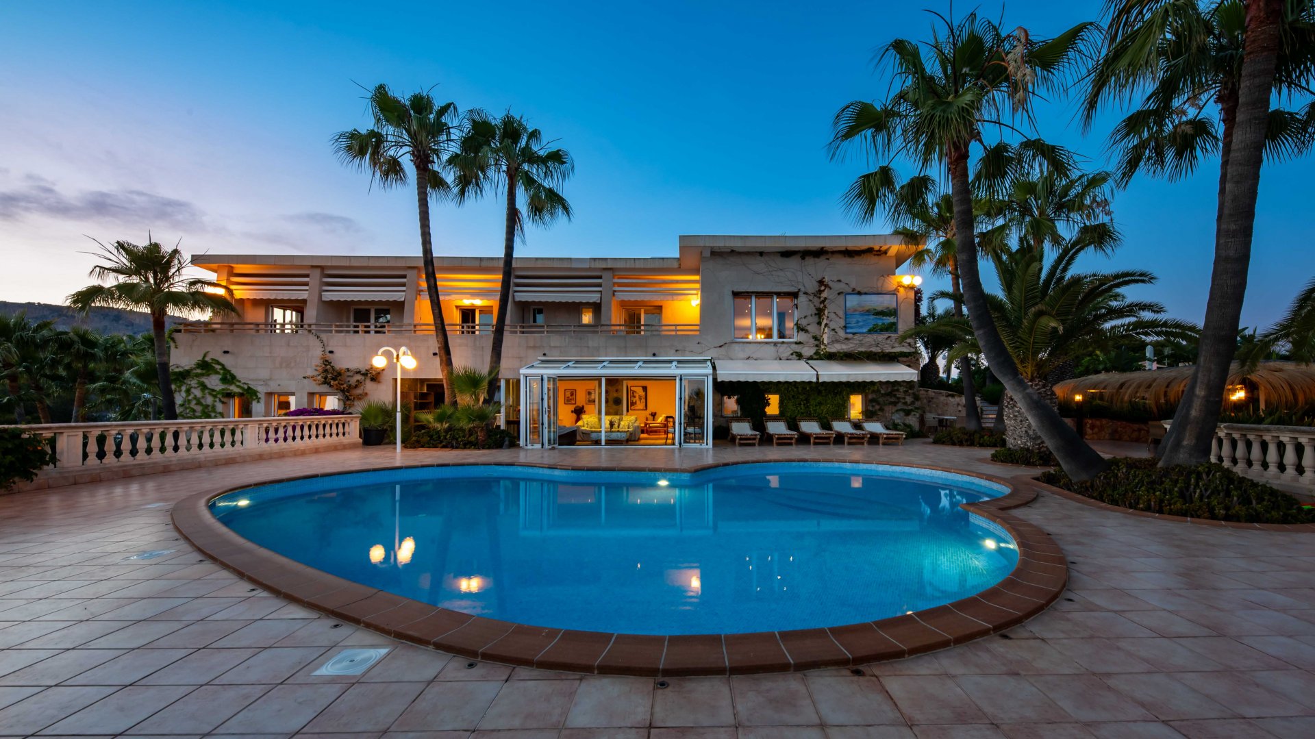 Villa in Peguera, Mallorca, Spanien 6 Schlafzimmer, 892 m2 Nr. 100336