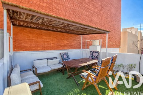 Townhouse for sale in San Vicente del Raspeig, Alicante, Spain 4 bedrooms, 196 sq.m. No. 193562 - photo 15