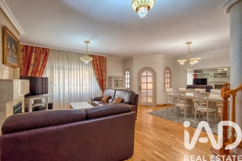 Townhouse for sale in San Vicente del Raspeig, Alicante, Spain 4 bedrooms, 196 sq.m. No. 193562 - photo 25