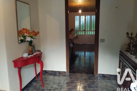 House for sale in Abadin, Lugo, Spain 4 bedrooms, 292 sq.m. No. 193559 - photo 12