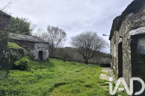 House for sale in Abadin, Lugo, Spain 4 bedrooms, 292 sq.m. No. 193559 - photo 7