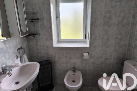 House for sale in Abadin, Lugo, Spain 4 bedrooms, 292 sq.m. No. 193559 - photo 18