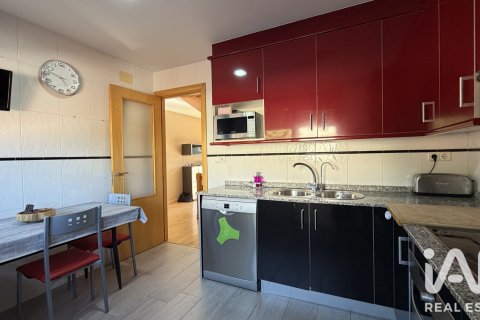 Dom w Juneda, Lleida, Hiszpania 3 sypialnie, 205 mkw. nr 195846 – zdjęcie 3