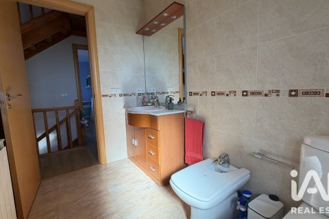 Dom w Juneda, Lleida, Hiszpania 3 sypialnie, 205 mkw. nr 195846 – zdjęcie 24