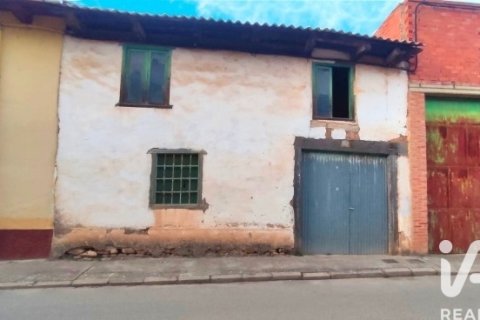 Продажа виллы в Вегуэллина де Орбиго, Леон, Испания 480м2 №184691 - фото 3