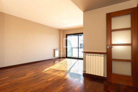 Wohnung zur Miete in Esplugues de Llobregat, Barcelona, Spanien 4 Schlafzimmer, 123 m2 Nr. 150236 - Foto 7