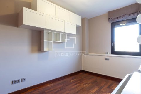 Wohnung zur Miete in Esplugues de Llobregat, Barcelona, Spanien 4 Schlafzimmer, 123 m2 Nr. 150236 - Foto 17