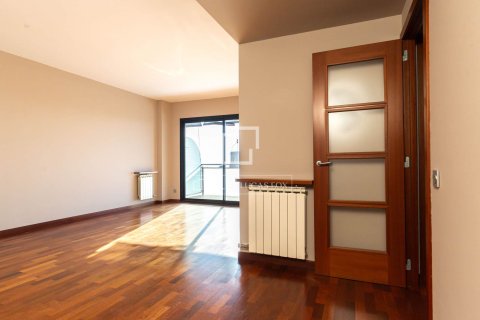 Wohnung zur Miete in Esplugues de Llobregat, Barcelona, Spanien 4 Schlafzimmer, 123 m2 Nr. 150236 - Foto 6