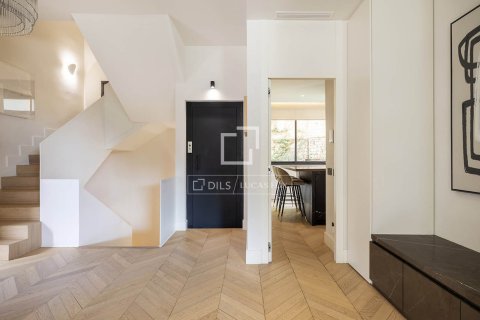 Villa zur Miete in Barcelona, Spanien 5 Schlafzimmer, 580 m2 Nr. 150231 - Foto 20