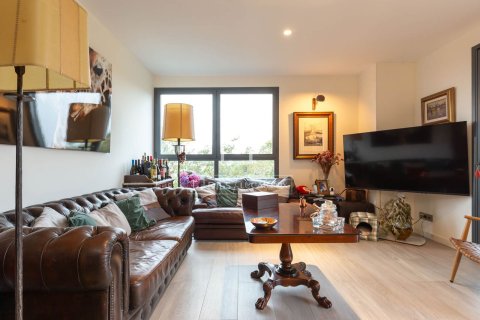 Wohnung zur Miete in Esplugues de Llobregat, Barcelona, Spanien 4 Schlafzimmer, 137 m2 Nr. 150234 - Foto 2