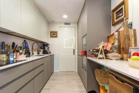Wohnung zur Miete in Esplugues de Llobregat, Barcelona, Spanien 4 Schlafzimmer, 137 m2 Nr. 150234 - Foto 19