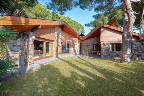Villa i Sant Andreu de Llavaneres, Barcelona, Spanien 7 sovrum, 726 kvm. Nr. 192819