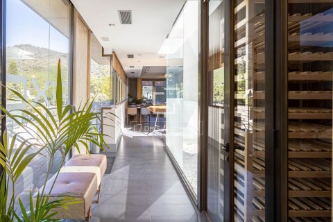 Huvila myytävänä Cabrils, Barcelona, Espanja, 2 makuuhuonetta, 459 m2 No. 192818 - kuva 3