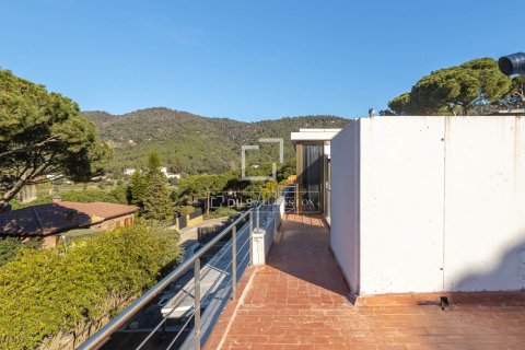 Huvila myytävänä Cabrils, Barcelona, Espanja, 2 makuuhuonetta, 459 m2 No. 192818 - kuva 29