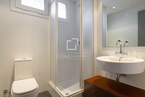 Huvila myytävänä Cabrils, Barcelona, Espanja, 2 makuuhuonetta, 459 m2 No. 192818 - kuva 22