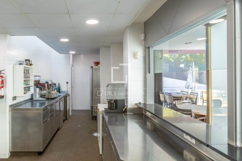 Huvila myytävänä Cabrils, Barcelona, Espanja, 2 makuuhuonetta, 459 m2 No. 192818 - kuva 16