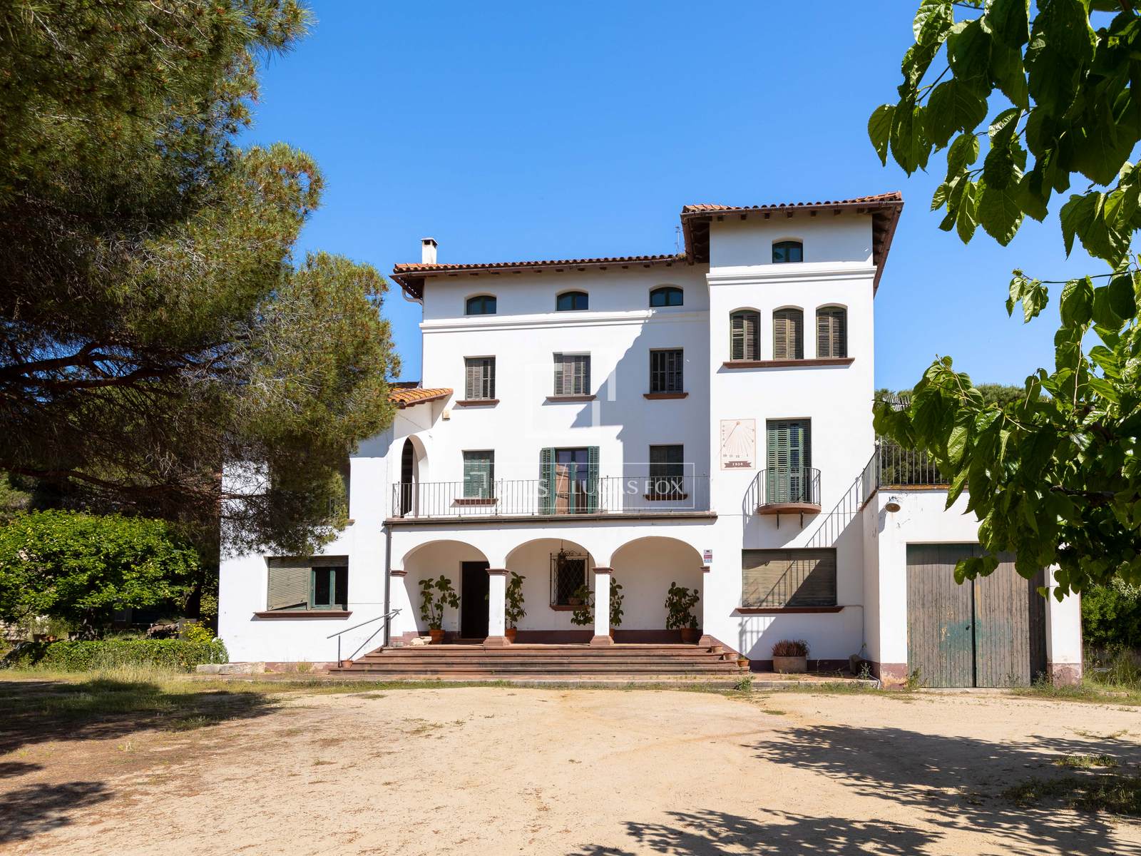 Finca a Alella, Barcelona, Spagna 10 camere da letto, 922 mq. N° 192815
