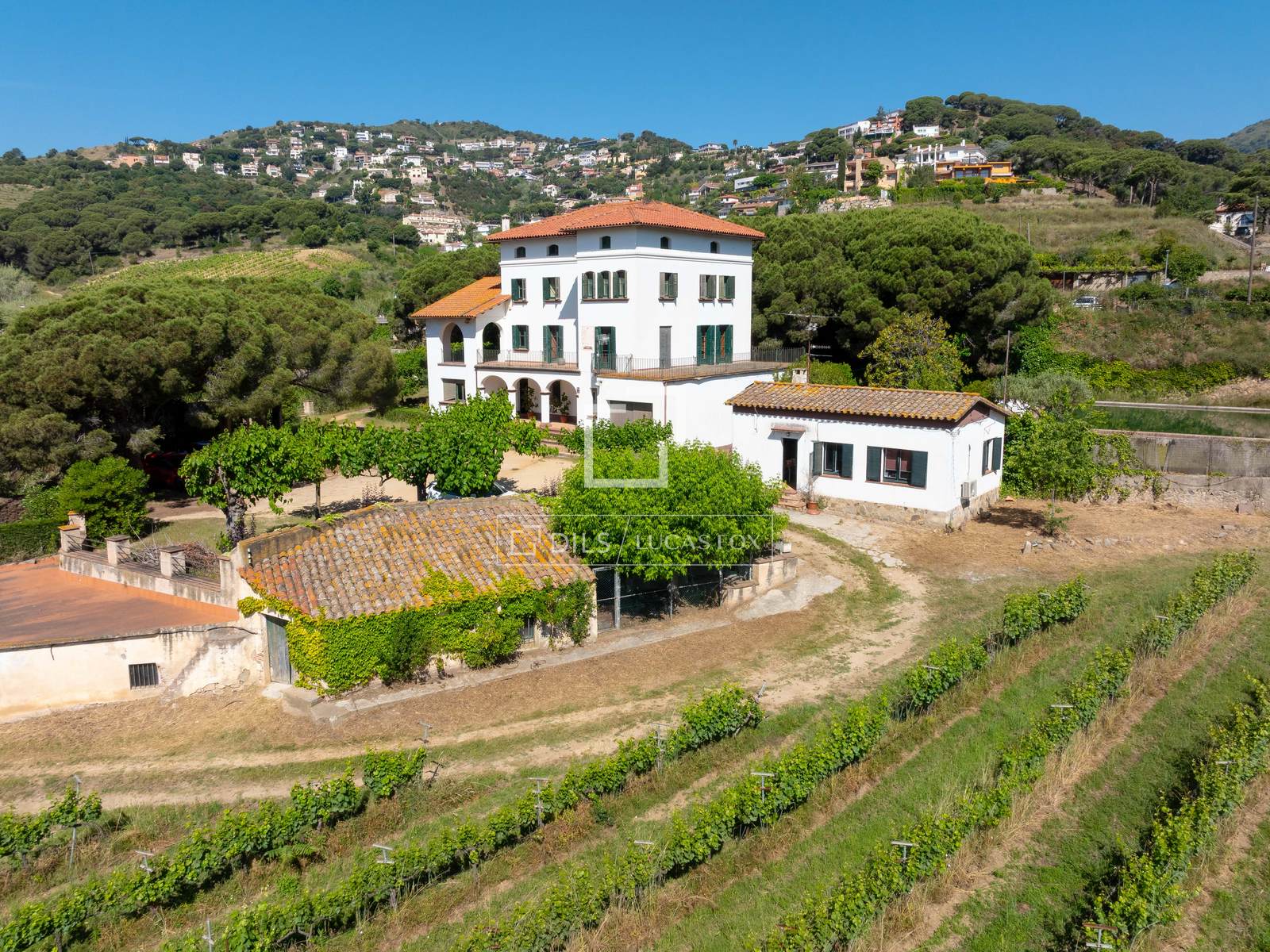 Finca a Alella, Barcelona, Spagna 10 camere da letto, 922 mq. N° 192815